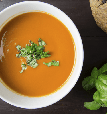 Gazpacho andaluz una receta de origen campesino